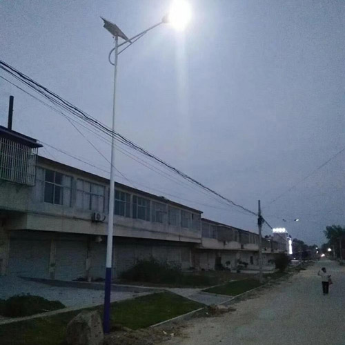 太陽能路燈