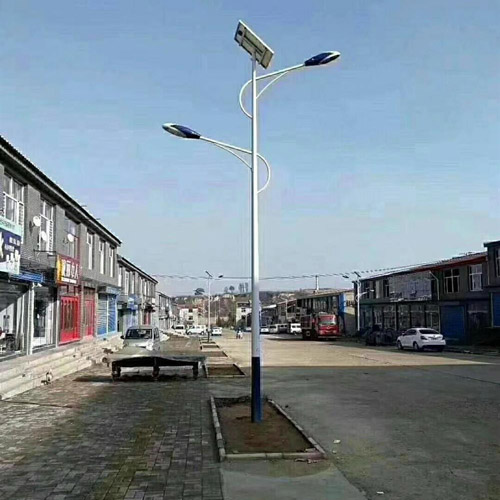 太陽能路燈