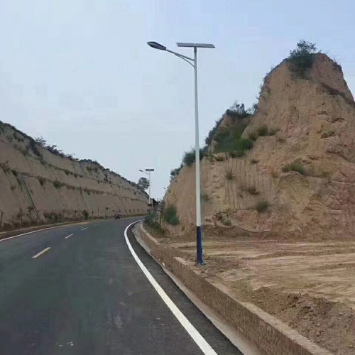 太陽能路燈